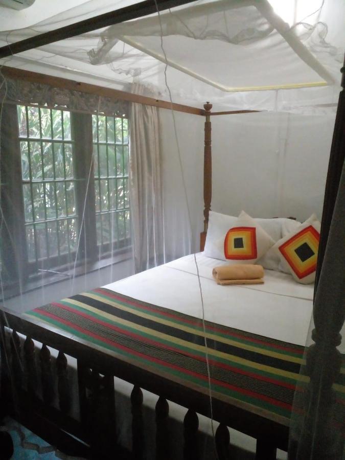 Traditional Kandyan House Esterno foto