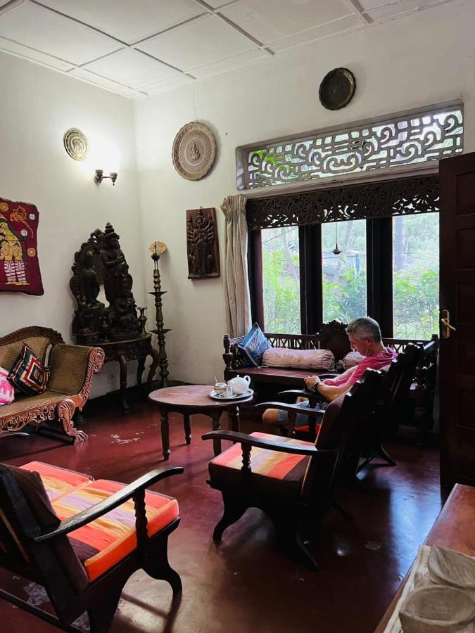 Traditional Kandyan House Esterno foto