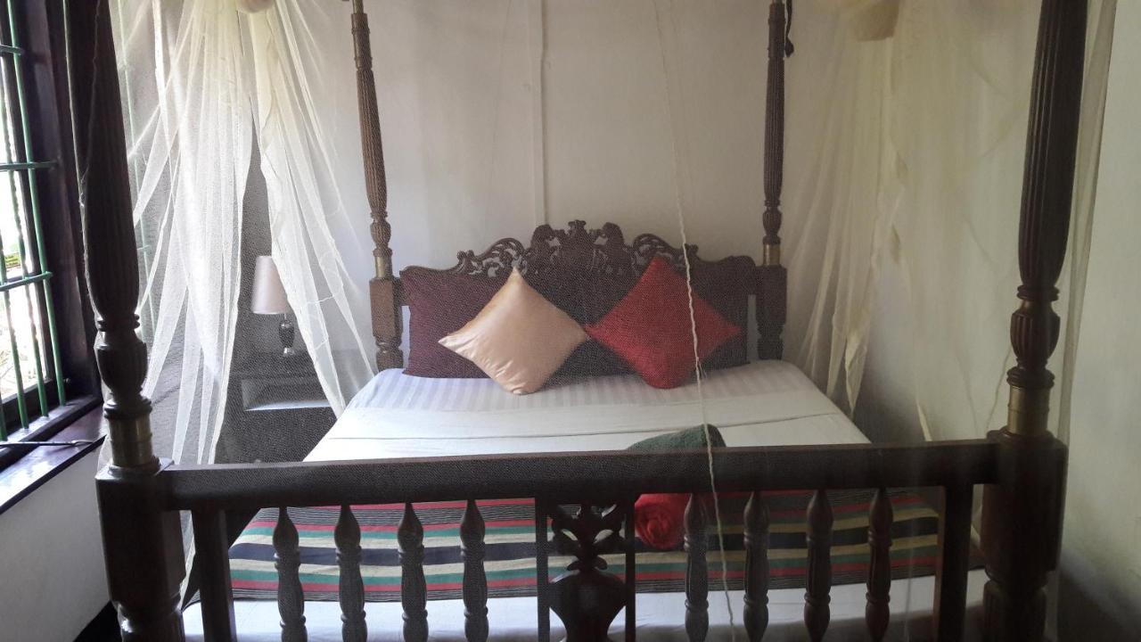 Traditional Kandyan House Esterno foto
